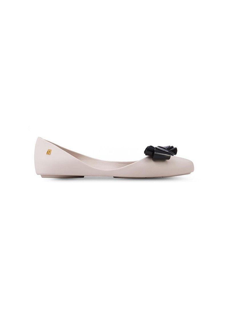 Melissa Trippy IV Flats (Beige/Black)
