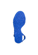 Melissa Flower + Isabela Capeto (Blue)