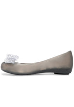 MELISSA VW ULTRAGIRL XI (Smoke/White)