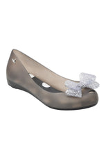 MELISSA VW ULTRAGIRL XI (Smoke/White)