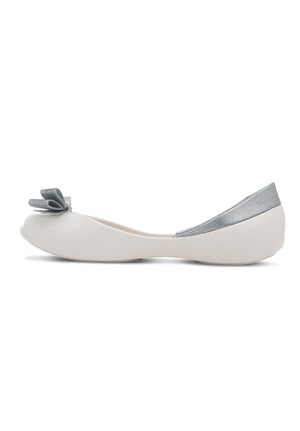Melissa Queen Flats (White/Silver)