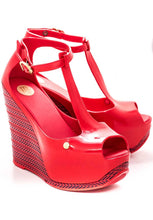 Melissa Peace III (Red)