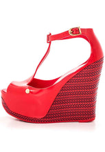 Melissa Peace III (Red)