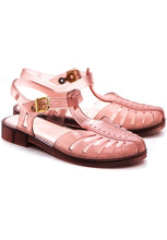 Mel Aranha 1979 INF (Light Pink)