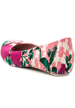 VW Anglomania + Melissa Ultragirl XV (Beige/Pink)