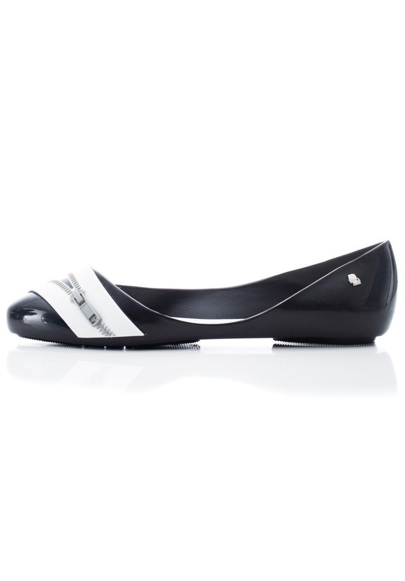 Melissa Trippy + Karl Lagerfeld (Black/White)