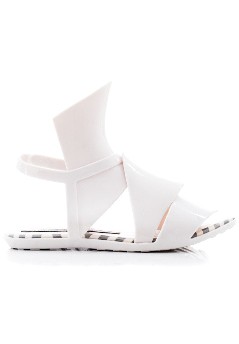 Melissa Aileron + Gareth Pugh (White) - MDreams Malaysia