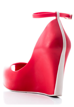 Melissa Patchuli VII (Red Beige)