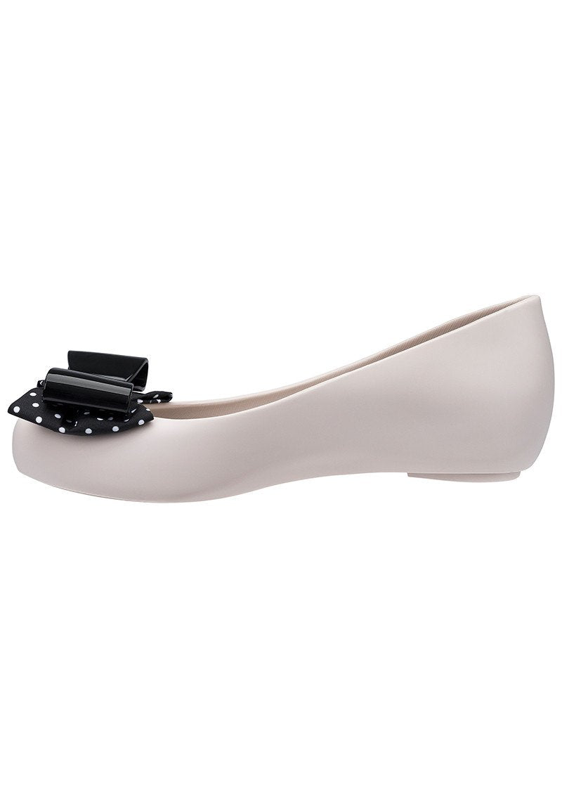 Melissa Ultragirl + Minnie III AD