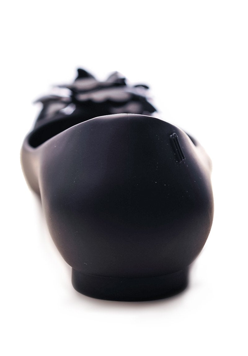 Melissa Doll Fem Ad (Black)