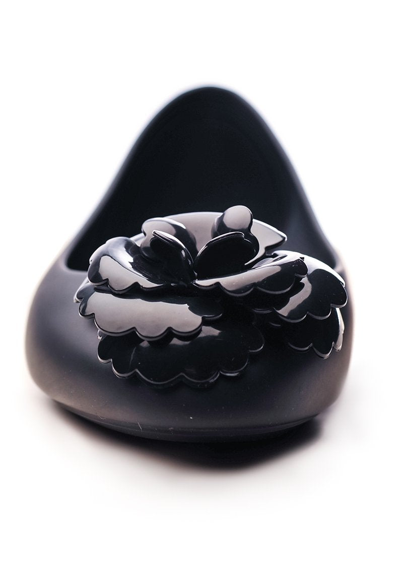 Melissa Doll Fem Ad (Black)