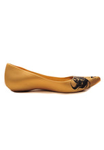 Melissa Glam + Wonder Woman Ad (Gold)