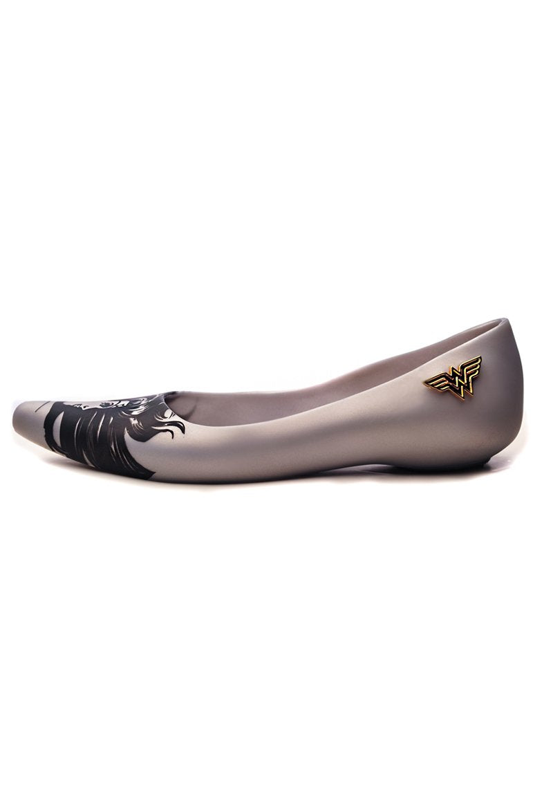 Melissa Glam + Wonder Woman Ad (Silver)